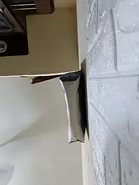 piaduran – webcam model profile photo Image 6