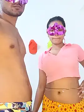 ZoeyReed – webcam model profile photo Image 2