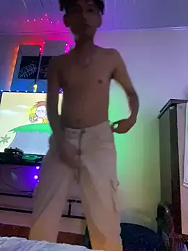 LennaVoss – webcam model profile photo Image 2