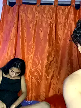 LennaVoss – webcam model profile photo Image 6