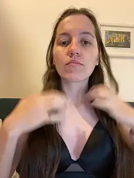 AylaRosell – webcam model profile photo Image 19