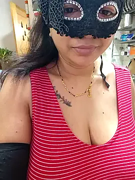 Charlotte88 – webcam model profile photo Image 14