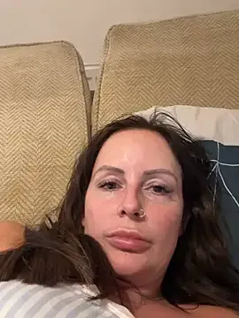 Maxinekinky – webcam model profile photo Image 5