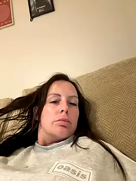 Maxinekinky – webcam model profile photo Image 6