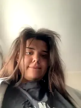 ChloeDevine – webcam model profile photo Image 6