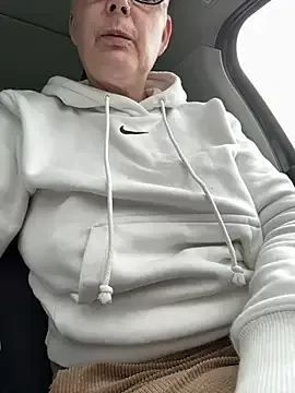 AprilXXS – webcam model profile photo Image 6