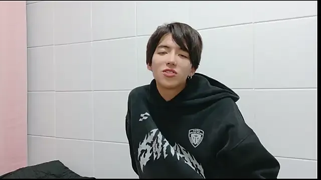 Devill_Angel_ – webcam model profile photo Image 5