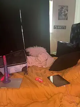 EmmaShaykk – webcam model profile photo Image 5