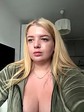 aisha1630 – webcam model profile photo Image 18