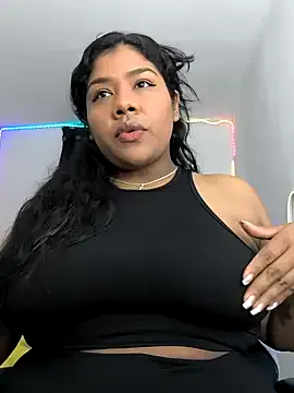 IsaRose – webcam model profile photo Image 15