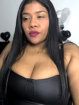 IsaRose – webcam model profile photo Image 9