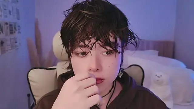 SandiSquirts – webcam model profile photo Image 16