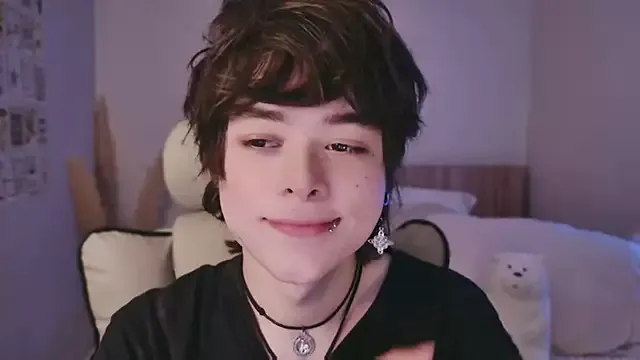 SandiSquirts – webcam model profile photo Image 18