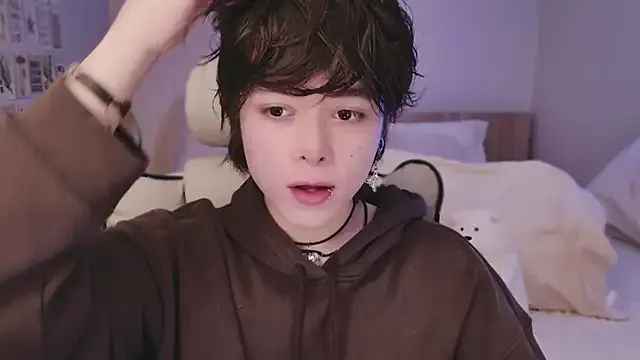 SandiSquirts – webcam model profile photo Image 19