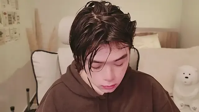 SandiSquirts – webcam model profile photo Image 4