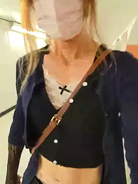 BigBoobsCassidy – webcam model profile photo Image 5