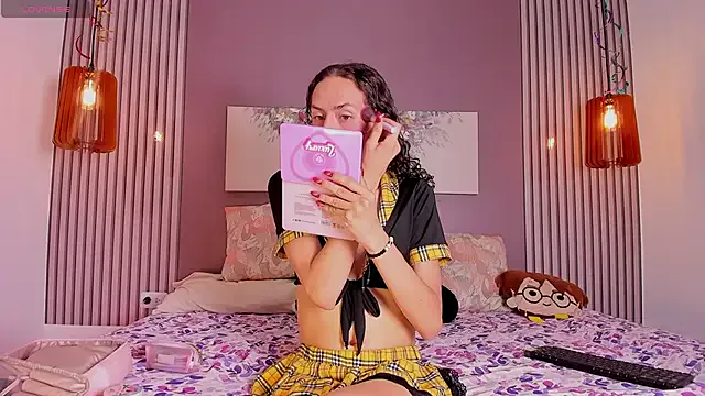 pinky_peach – webcam model profile photo