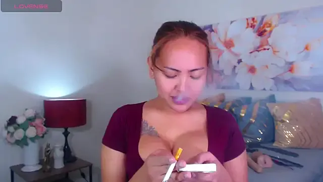 1lookurhooked – webcam model profile photo Image 18