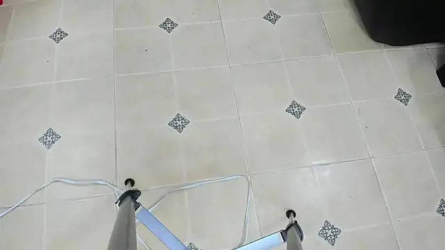 SandiSquirts – webcam model profile photo Image 5