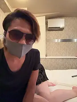 Live with SK010 on FliCam Image 4