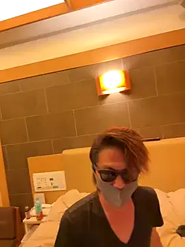 Live with SK010 on FliCam Image 5