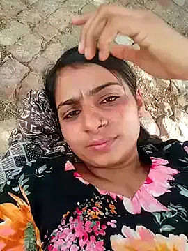 AntonellaRodman – webcam model profile photo Image 5