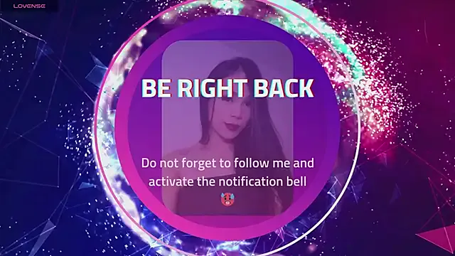 CarlaHadid – webcam model profile photo Image 4