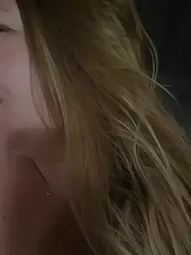 GianaBravo – webcam model profile photo Image 6