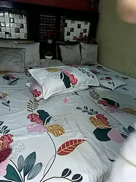 CamilaNoir – webcam model profile photo Image 18