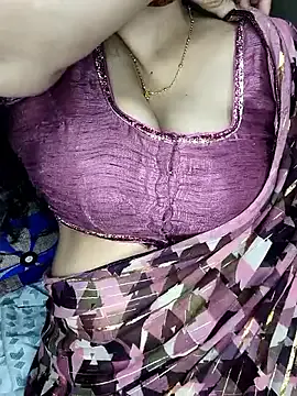 CamilaNoir – webcam model profile photo Image 8