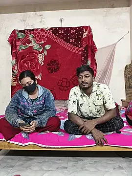 LorrySkye – webcam model profile photo Image 2