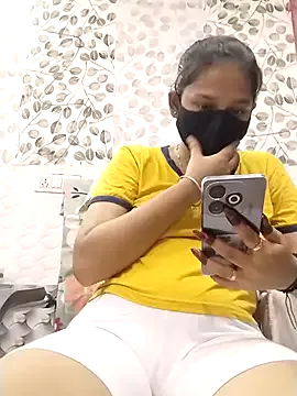 AntonellaRodman – webcam model profile photo Image 2