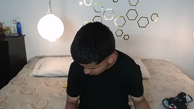 KarimeHills – webcam model profile photo Image 17