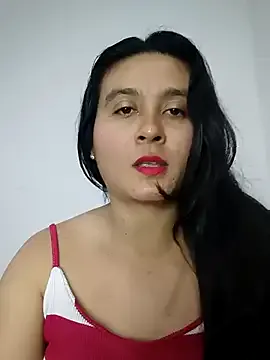 FitnessBunny – webcam model profile photo Image 12