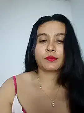 FitnessBunny – webcam model profile photo Image 14