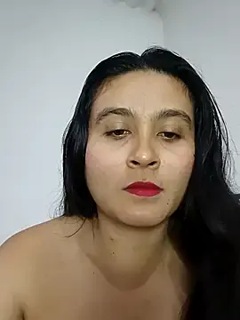 FitnessBunny – webcam model profile photo Image 6