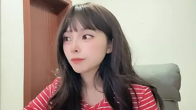 FoxxyMilf – webcam model profile photo Image 12