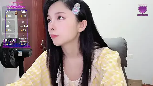 FoxxyMilf – webcam model profile photo Image 8