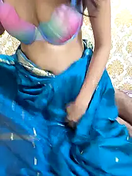 NatashaNeonLights – webcam model profile photo Image 8