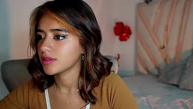 ZoeMurphy – webcam model profile photo Image 15