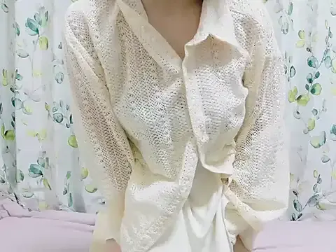 XxAlliGirlNextDoor – webcam model profile photo Image 16