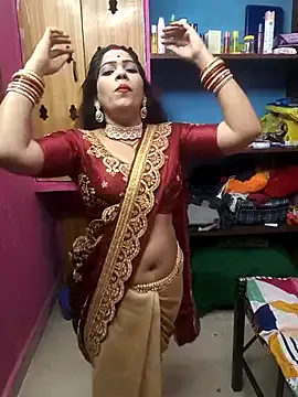 TianaVera – webcam model profile photo Image 5