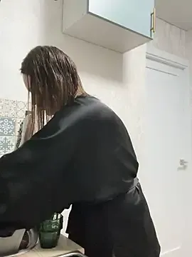 Mia_Railey – webcam model profile photo Image 3