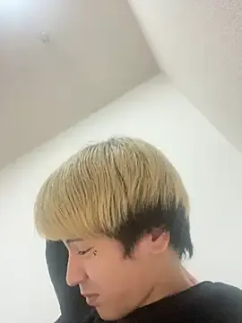 RosieFernandez – webcam model profile photo Image 5