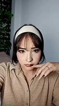 SophieMaeve – webcam model profile photo Image 9