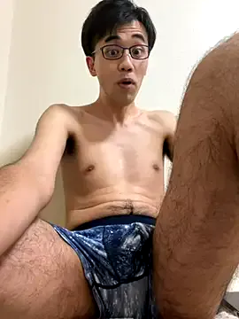 party_guyssex – webcam model profile photo Image 9