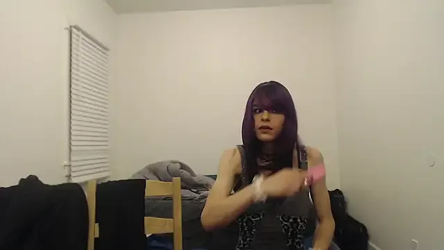 SeductiveMiahBrown – webcam model profile photo Image 4