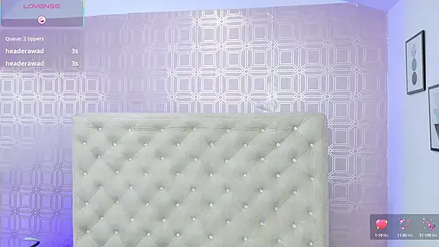 GLaM_GoDdEsS_143 – webcam model profile photo Image 9