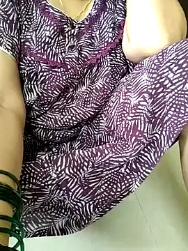 AntonellaRodman – webcam model profile photo Image 3