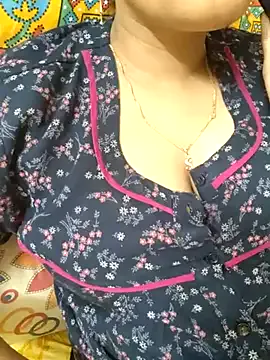 AntonellaRodman – webcam model profile photo Image 7